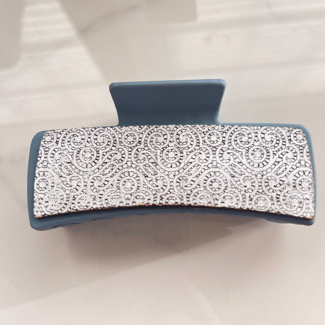 Claw Clip - 4” - Silver Wooden Lace
