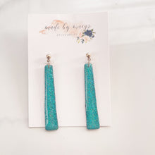 Load image into Gallery viewer, Clay - Glitter Teal - Elegant Bars Dangles
