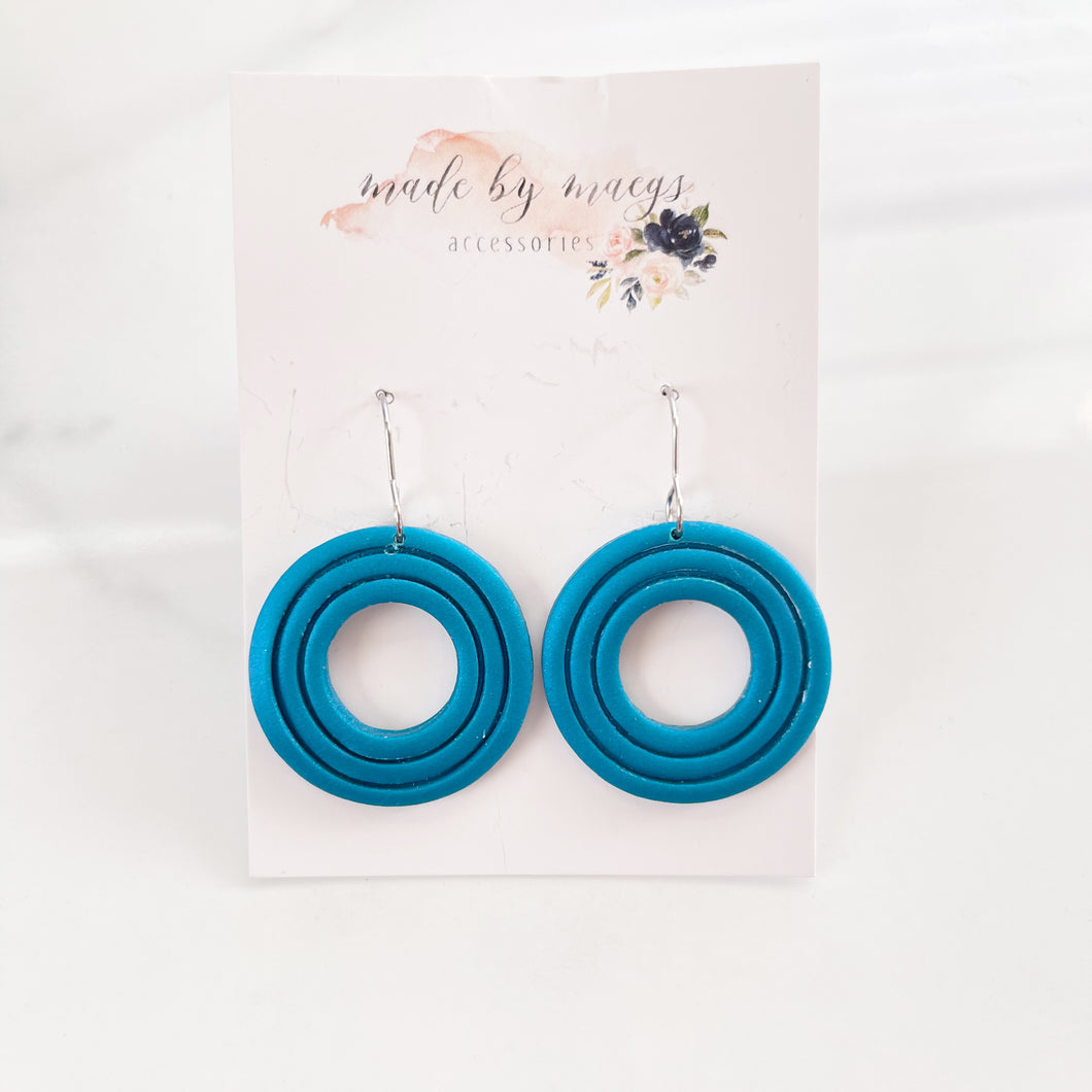 Clay - Deep Sea Blue - Embossed Cutout Circle Dangles