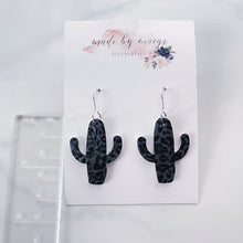 Load image into Gallery viewer, Leather - Black &amp; Charcoal Leopard - Cactus Dangles
