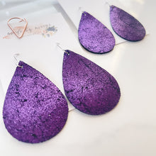 Load image into Gallery viewer, Leather - Royal Purple Shimmer - Classic Drops
