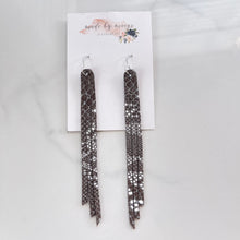 Load image into Gallery viewer, Leather - Brown Stingray - Long Fringe Dangles
