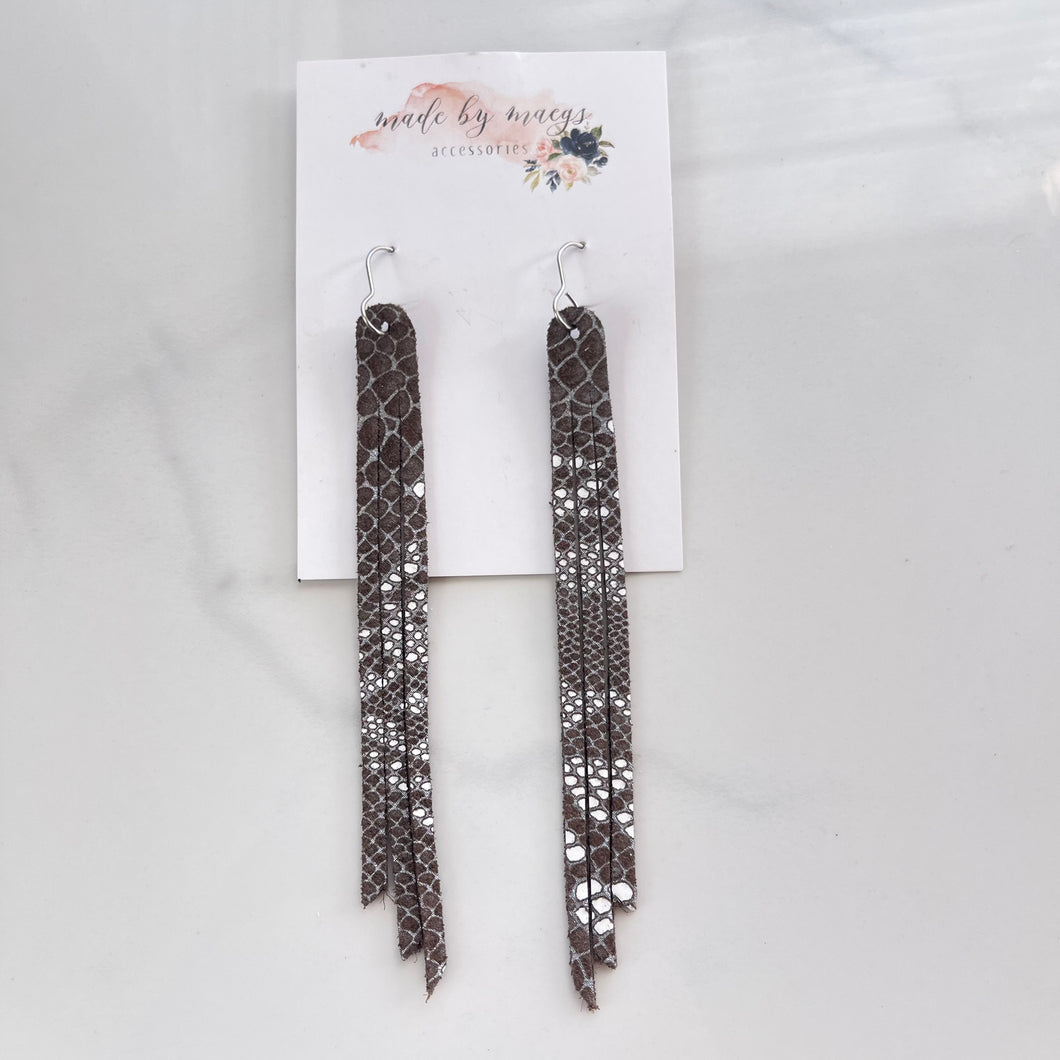 Leather - Brown Stingray - Long Fringe Dangles