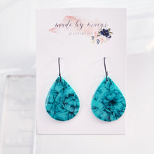 Load image into Gallery viewer, Clay - Mint Floral - Classic Dangles
