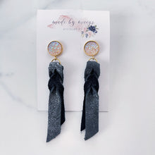 Load image into Gallery viewer, Leather - Black Acid Wash - Knot Dangles
