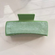 Load image into Gallery viewer, Claw Clip - 4” - Minty Shimmer
