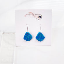 Load image into Gallery viewer, Clay - Blue &amp; Turquoise Leopard - Mini Fan Dangles
