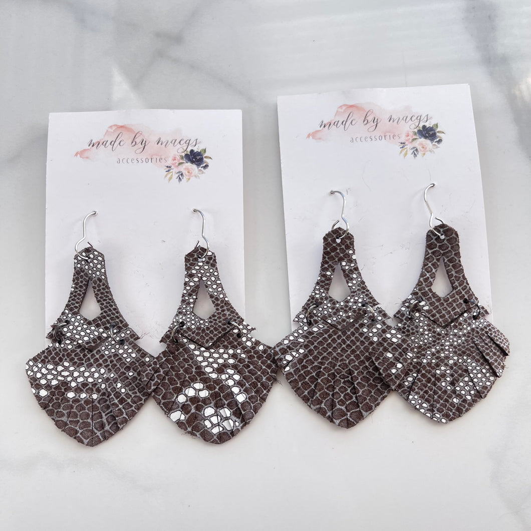 Leather - Brown Stingray - Fringey Dangles