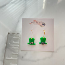 Load image into Gallery viewer, Clay Leprechaun Hats

