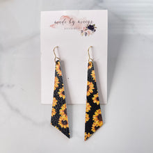 Load image into Gallery viewer, Leather - Sunflowers - Dagger Dangles
