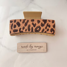 Load image into Gallery viewer, 4” Claw Clip - Various Color Clips with Leopard Wooden Cover
