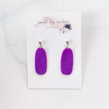 Load image into Gallery viewer, Valentine’s Collection - Shimmer Purple Clay Long Oval Dangles
