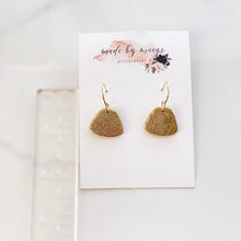 Load image into Gallery viewer, Clay - Glitter Gold Fan Dangles
