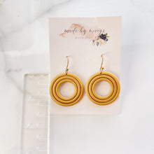 Load image into Gallery viewer, Clay - Shimmer Gold Circle Dangles
