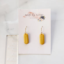 Load image into Gallery viewer, Clay - Shimmer Gold Oval Mini Dangles
