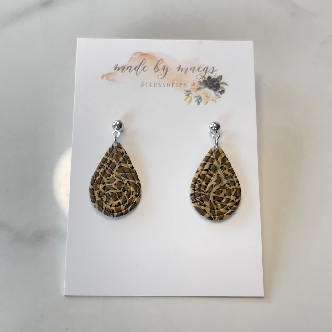 Leopard Print - Embossed Drops